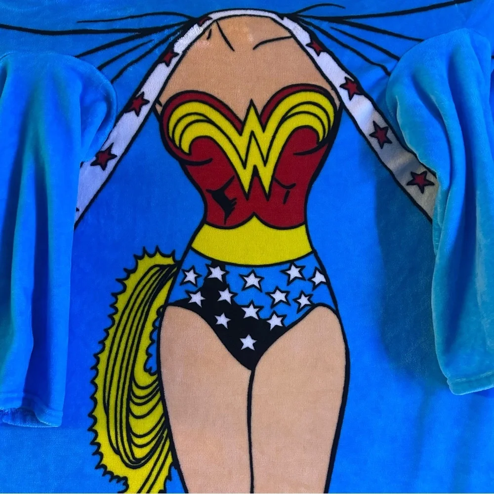Northwest Wonder Woman Blue Fleece Blanket comfy Throw L